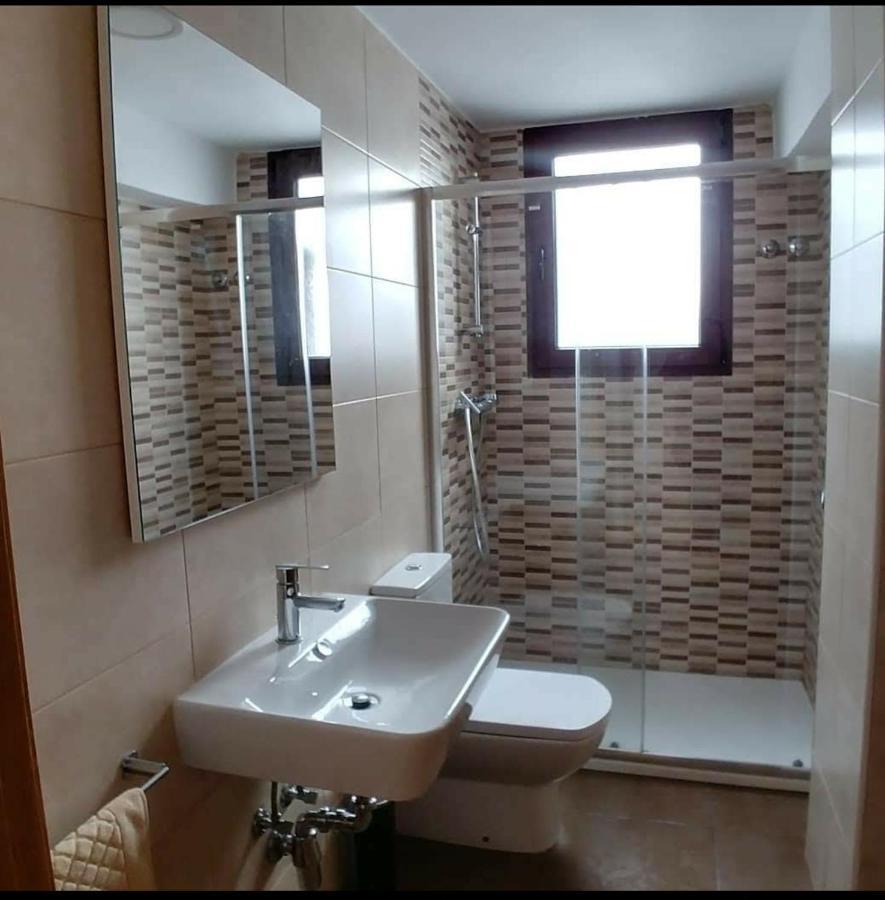 Piso Muy Luminoso En Zona Vieja Apartment Понтеведра Екстериор снимка